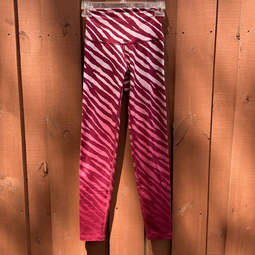 Aerie Chill Play Move Burgundy and Pink Zebra Striped Leggings